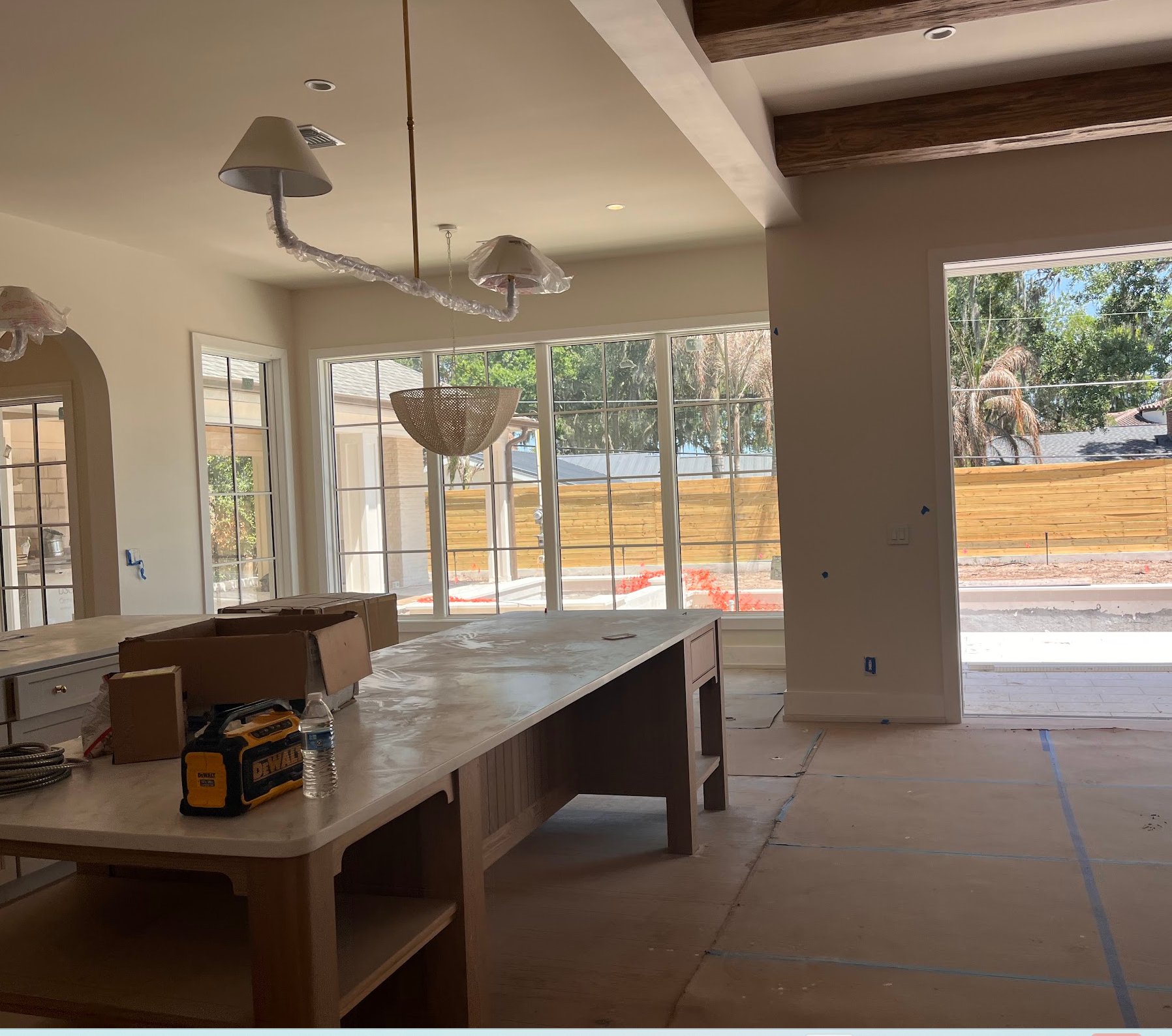Office cleaning, commercial cleaning